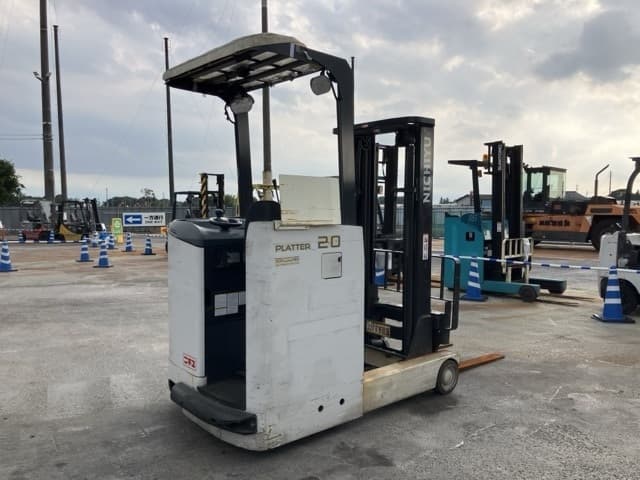 Reach Forklift — Auction (lot 8462-4070)