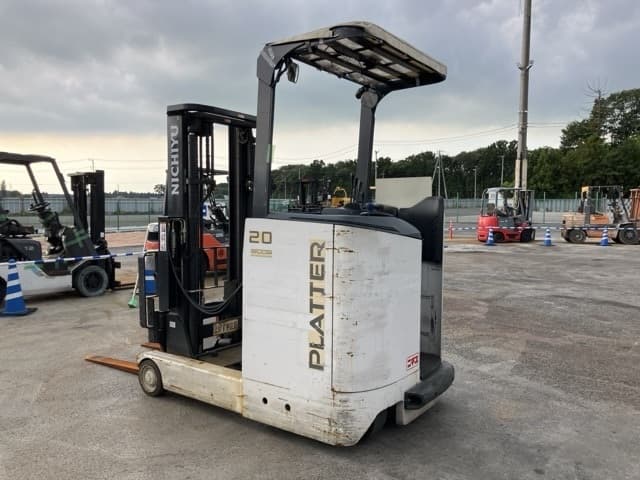 Reach Forklift — Auction (lot 8462-4070)
