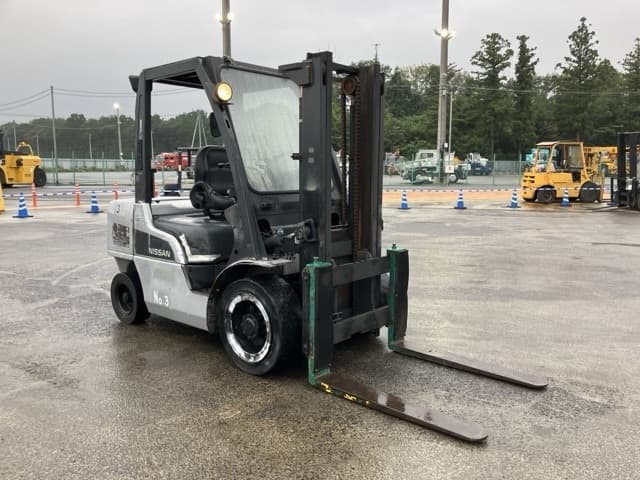 Forklift — Auction (lot 8462-4071)