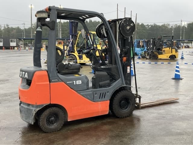 Forklift — Auction (lot 8462-4073)