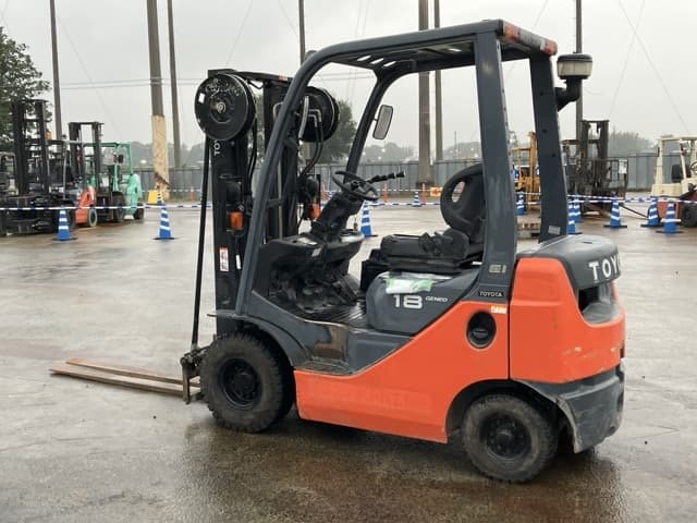 Forklift — Auction (lot 8462-4073)