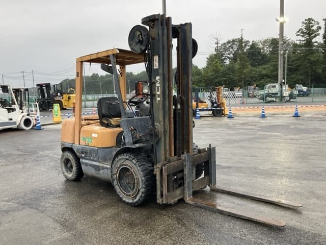 Forklift — Auction (lot 8462-4074)