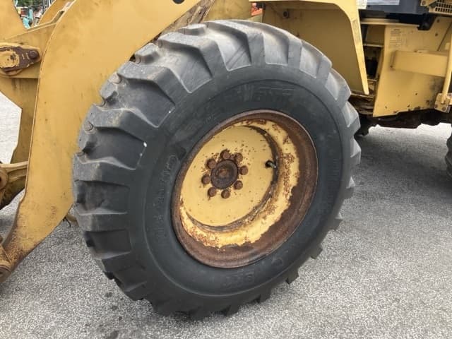 WHEEL LOADER — Auction (lot 8462-408)