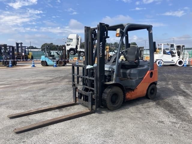 Forklift — Auction (lot 8462-4081)