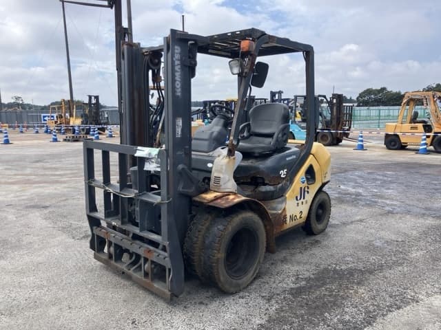 Forklift — Auction (lot 8462-4083)