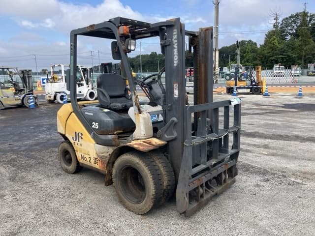 Forklift — Auction (lot 8462-4083)