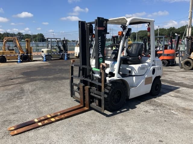 Forklift — Auction (lot 8462-4084)