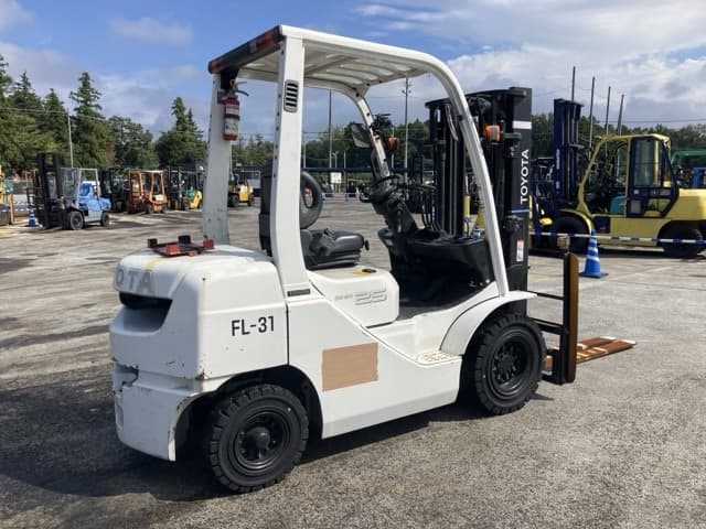 Forklift — Auction (lot 8462-4085)