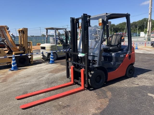 Forklift — Auction (lot 8462-4090)