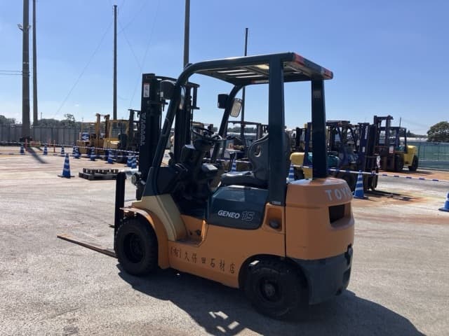 Forklift — Auction (lot 8462-4093)