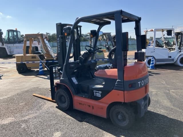 Battery Forklift — Auction (lot 8462-4101)