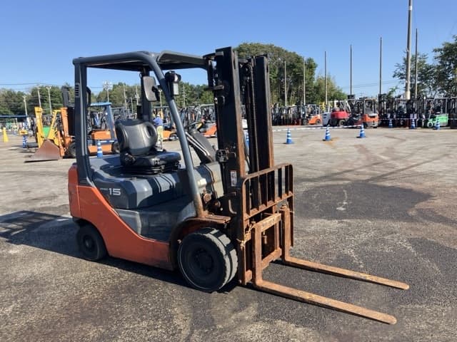 Forklift — Auction (lot 8462-4104)