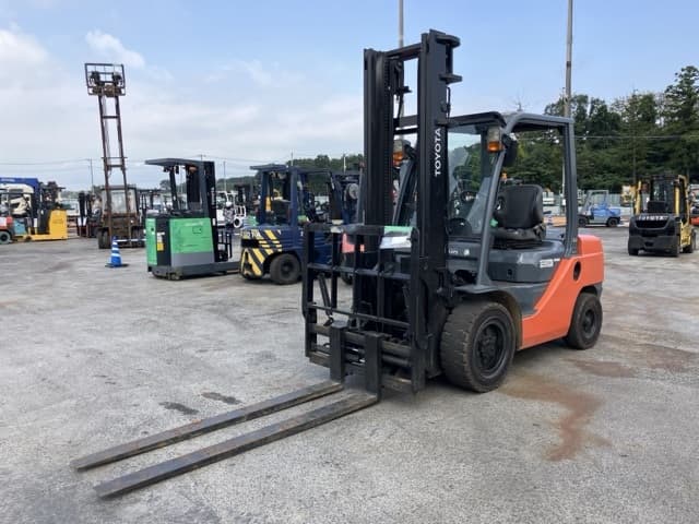 Forklift — Auction (lot 8462-4120)