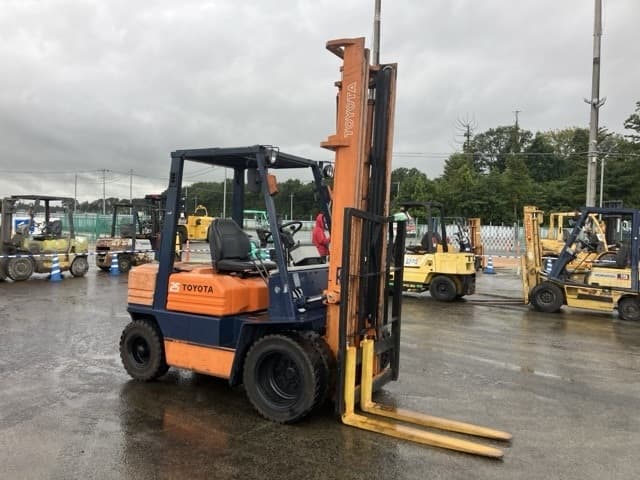 Forklift — Auction (lot 8462-4135)