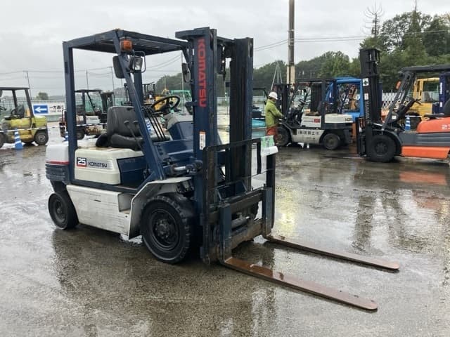 Forklift — Auction (lot 8462-4147)