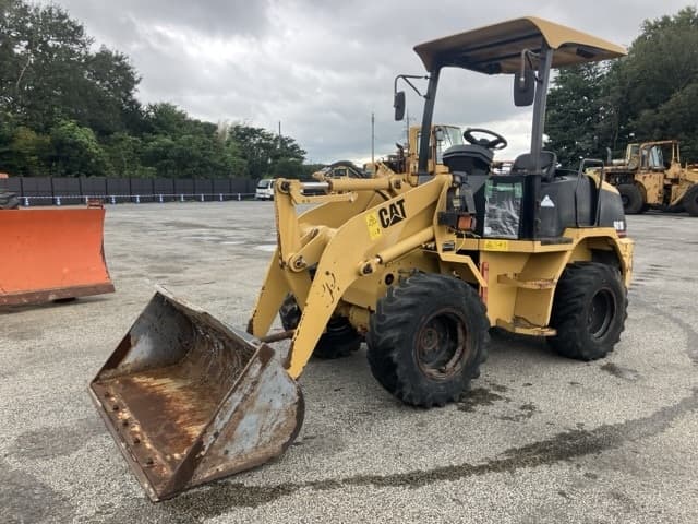 MINI WHEEL LOADER — Auction (lot 8462-415)