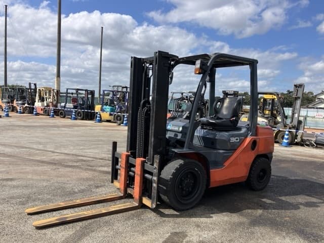 Forklift — Auction (lot 8462-4167)