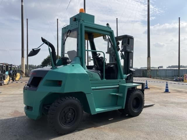 Forklift — Auction (lot 8462-4182)