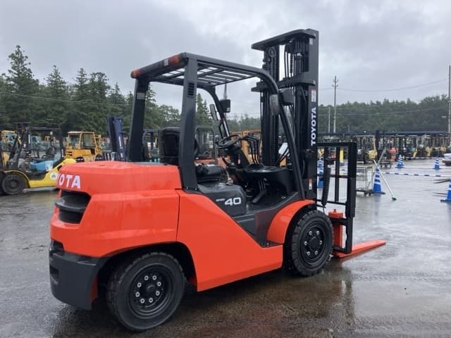 Forklift — Auction (lot 8462-4185)
