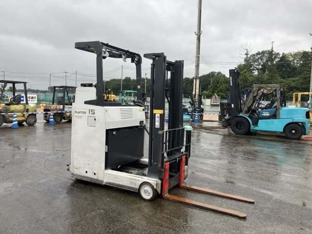 Reach Forklift — Auction (lot 8462-4197)