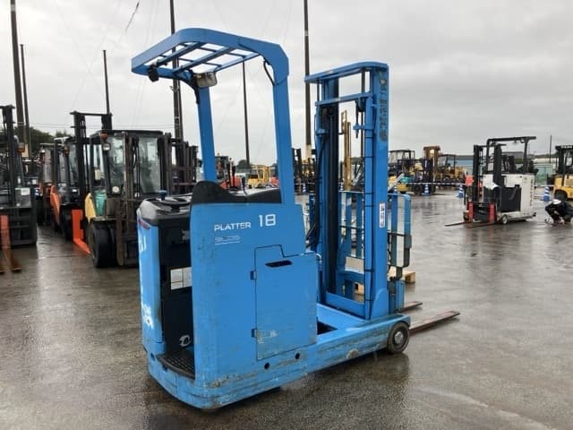 Reach Forklift — Auction (lot 8462-4198)