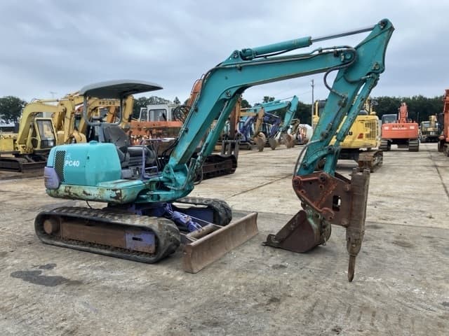 MINI EXCAVATOR — Auction (lot 8462-423)