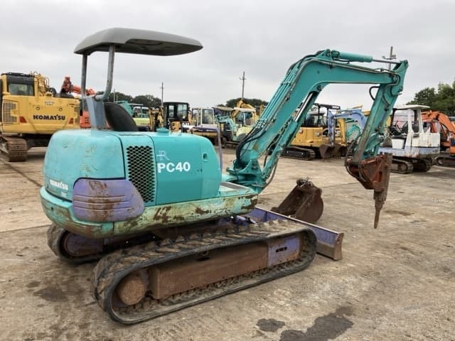 MINI EXCAVATOR — Auction (lot 8462-423)