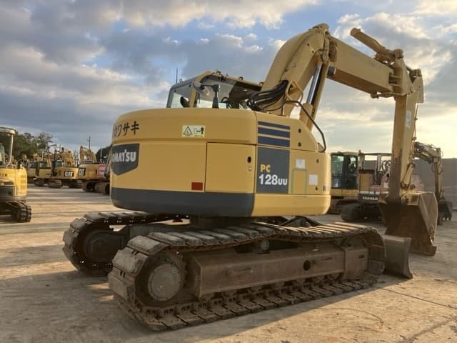 EXCAVATOR — Auction (lot 8462-427)