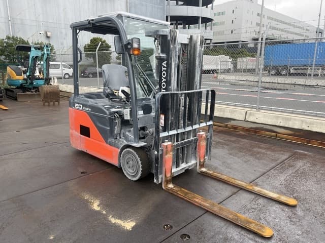 Battery Forklift — Auction (lot 8462-44001)