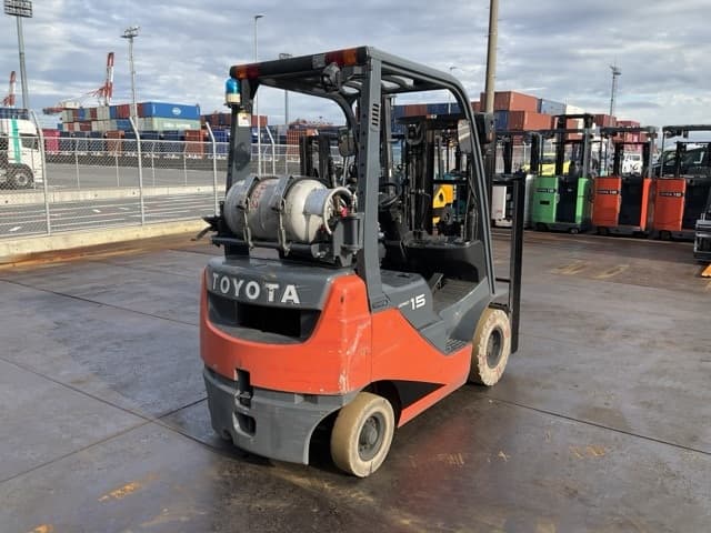 Forklift — Auction (lot 8462-44002)