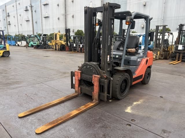 Forklift — Auction (lot 8462-44006)