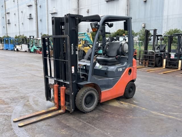 Forklift — Auction (lot 8462-44009)