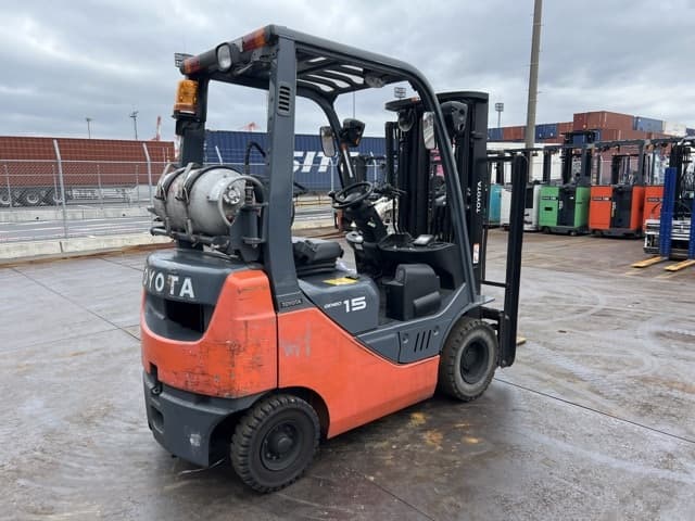 Forklift — Auction (lot 8462-44009)