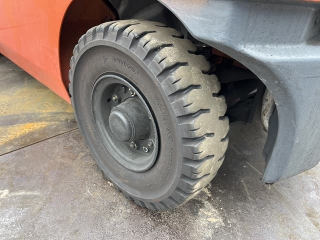 Forklift — Auction (lot 8462-44009)