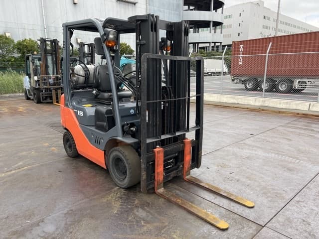 Forklift — Auction (lot 8462-44010)