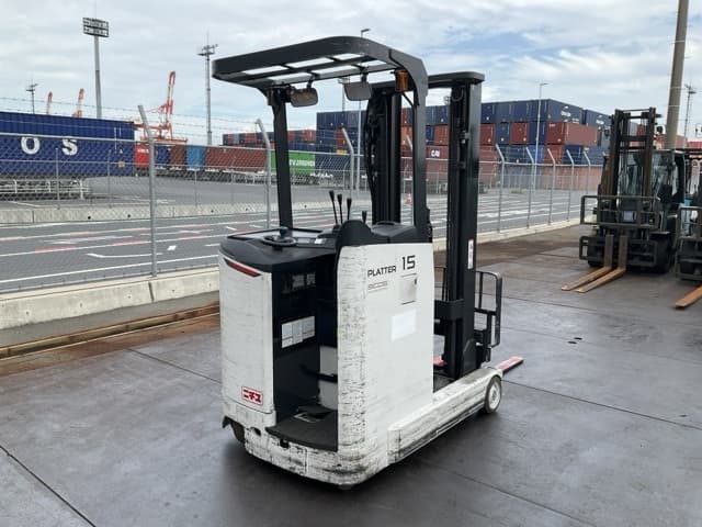 Reach Forklift — Auction (lot 8462-44011)