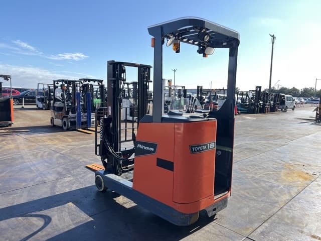 Reach Forklift — Auction (lot 8462-44012)