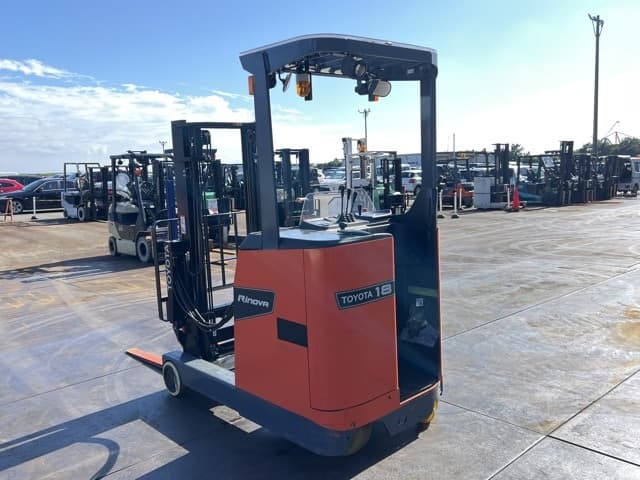 Reach Forklift — Auction (lot 8462-44013)