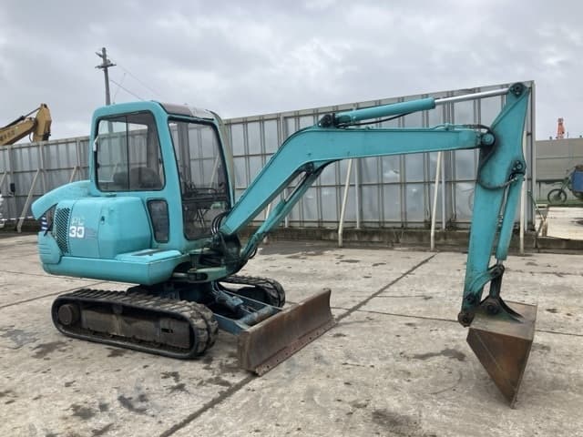 MINI EXCAVATOR — Auction (lot 8462-449)