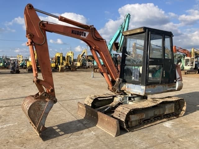 MINI EXCAVATOR — Auction (lot 8462-454)