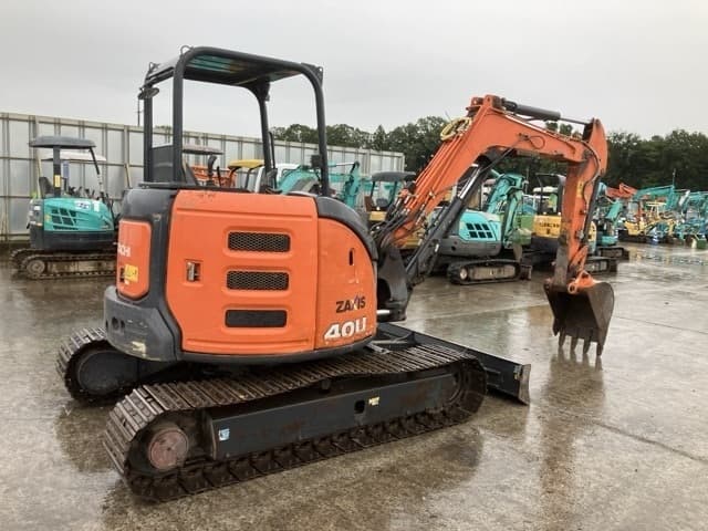MINI EXCAVATOR — Auction (lot 8462-455)