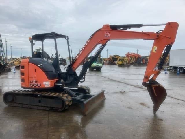 MINI EXCAVATOR — Auction (lot 8462-456)