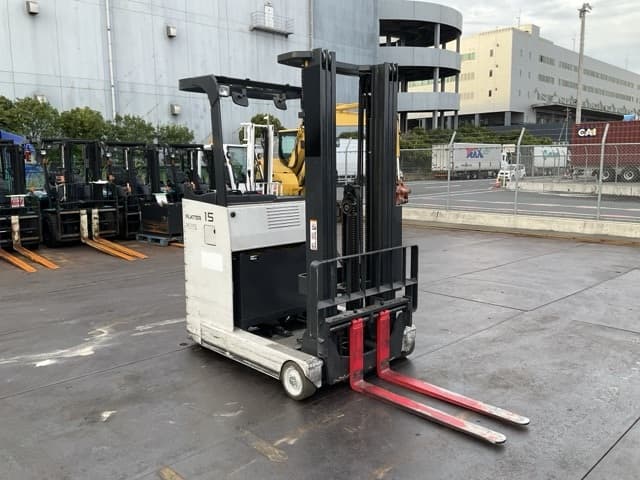 Reach Forklift — Auction (lot 8462-45804)