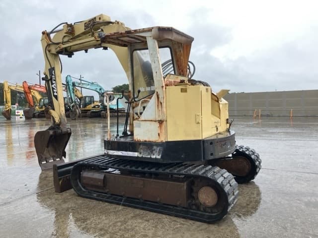 MINI EXCAVATOR — Auction (lot 8462-459)