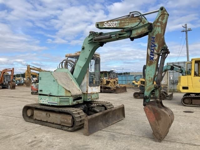 MINI EXCAVATOR — Auction (lot 8462-460)