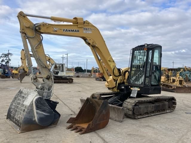 EXCAVATOR — Auction (lot 8462-469)