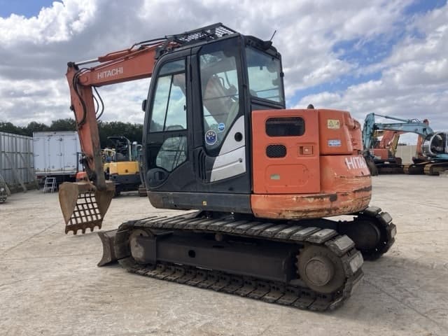 EXCAVATOR — Auction (lot 8462-474)