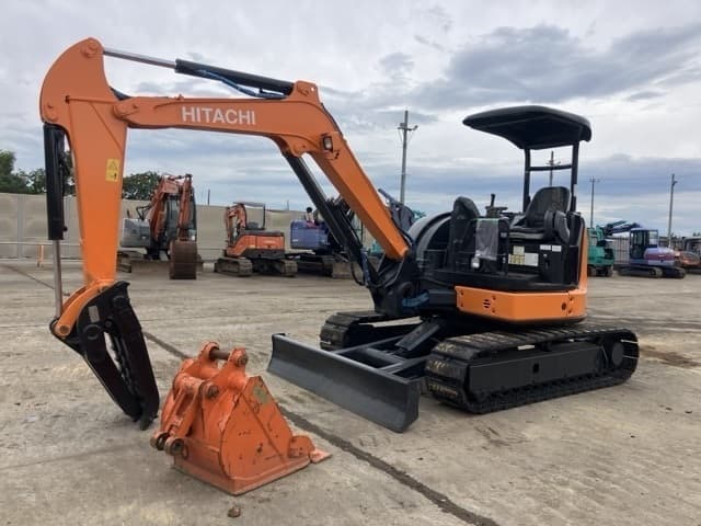 MINI EXCAVATOR — Auction (lot 8462-479)