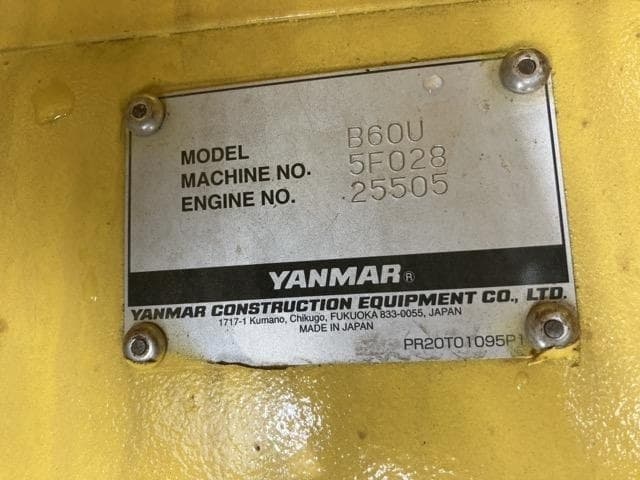 MINI EXCAVATOR — Auction (lot 8462-482)