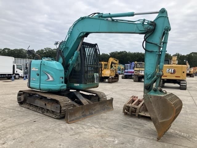 EXCAVATOR — Auction (lot 8462-484)